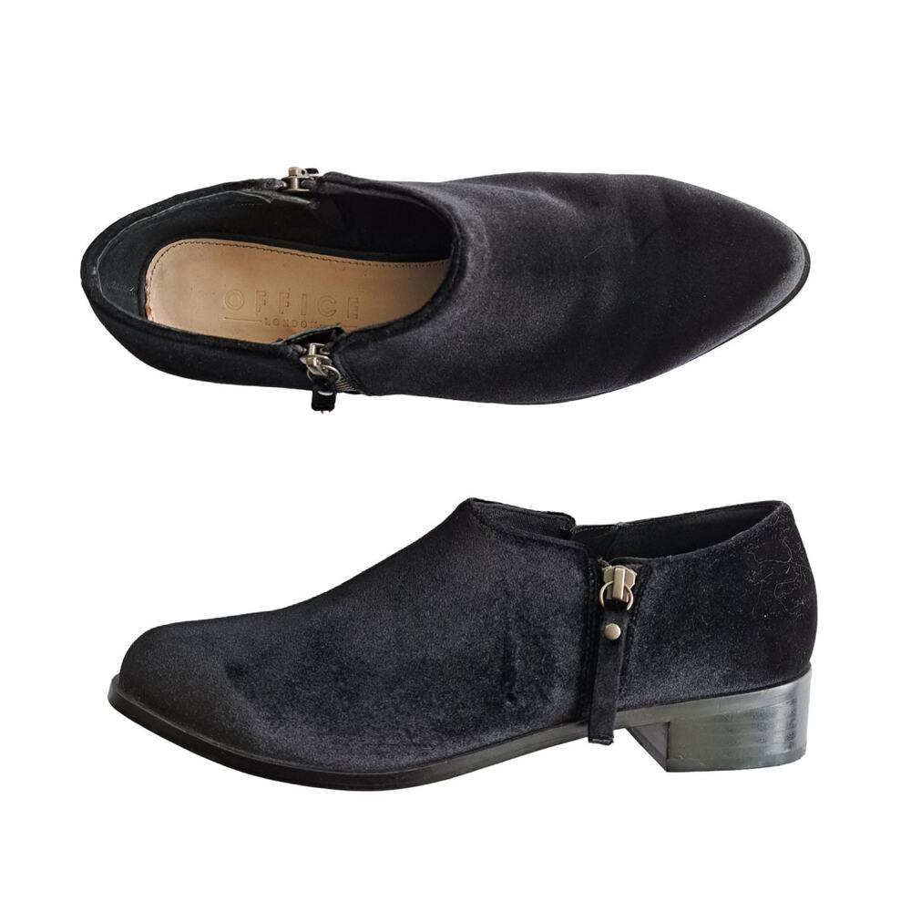 OFFICE London Velvet Low Ankle Bootie Size 40 / 9  Side zip Modern Shootie